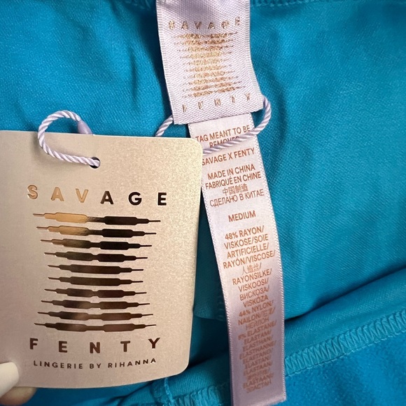 Savage X Fenty Forever Savage Legging Size Medium - Picture 8 of 9